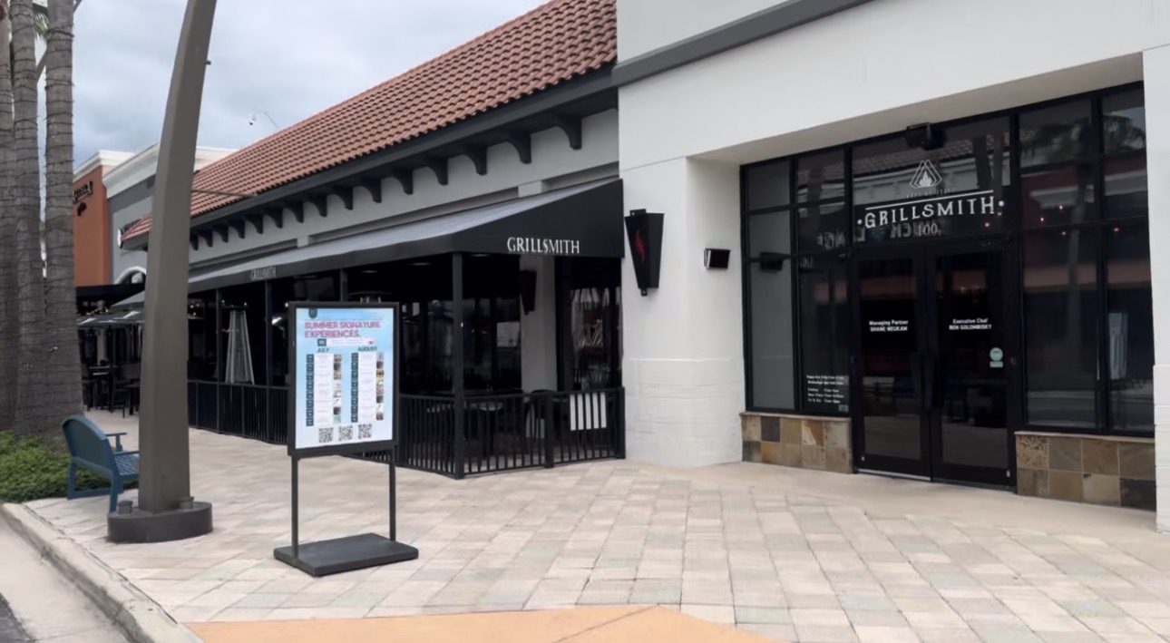 Grillsmith restaurant exterior and walkway at The Shops at Wiregrass in Wesley Chapel, Florida